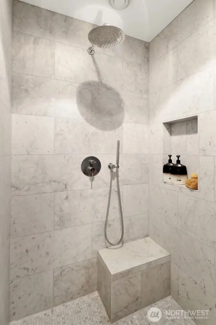 Primary Suite Walk-in Shower