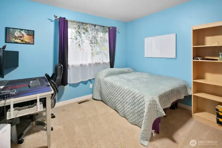 2nd Bedroom