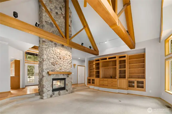 Entrance features a tiled entryway.