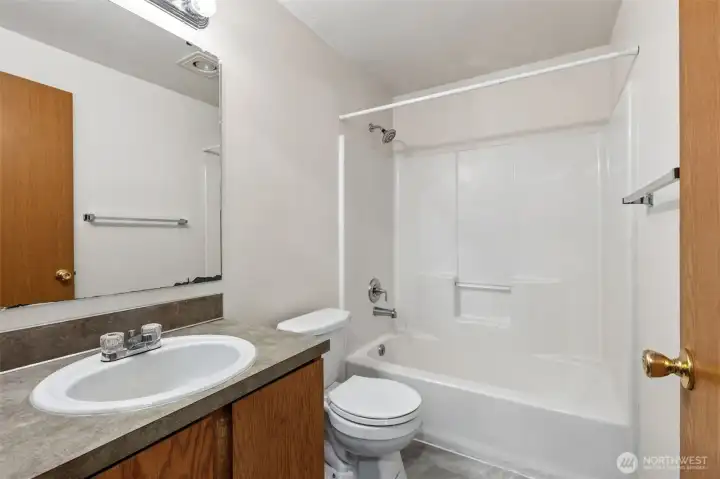 Middle Bathroom
