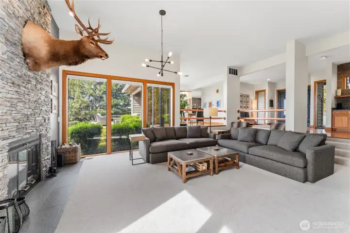 Lots of Room to Host a Party in This Space