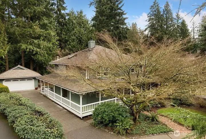Wrap around porch!! Wrap around porch!!