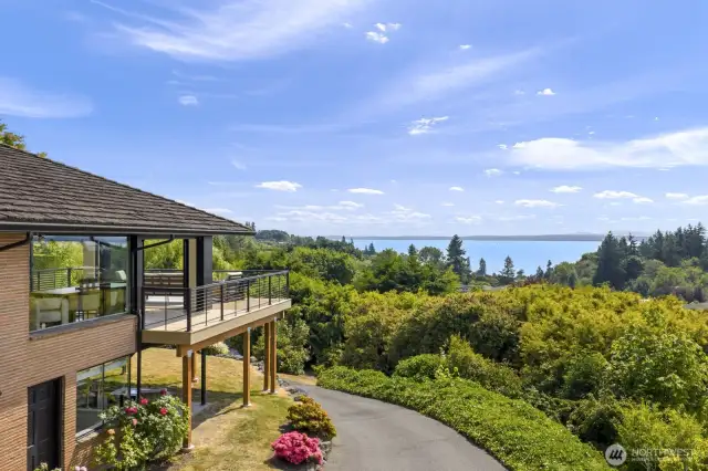 Amazing west facing views!