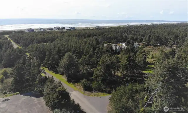just a few minutes stroll to the beach!