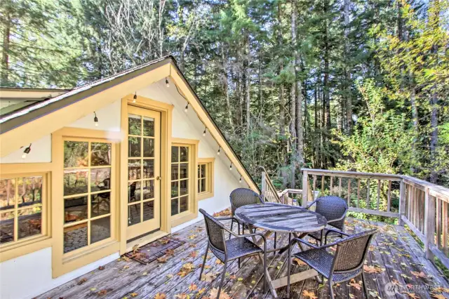Private Deck