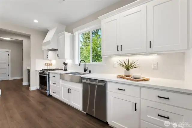PHOTOS OF SAME FLOOR PLAN BUT MAY CONTAIN UPGRADES AND ARE FOR DISPLAY PURPOSES