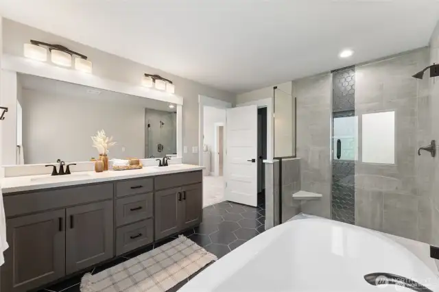 PHOTOS OF SAME FLOOR PLAN BUT MAY CONTAIN UPGRADES AND ARE FOR DISPLAY PURPOSES