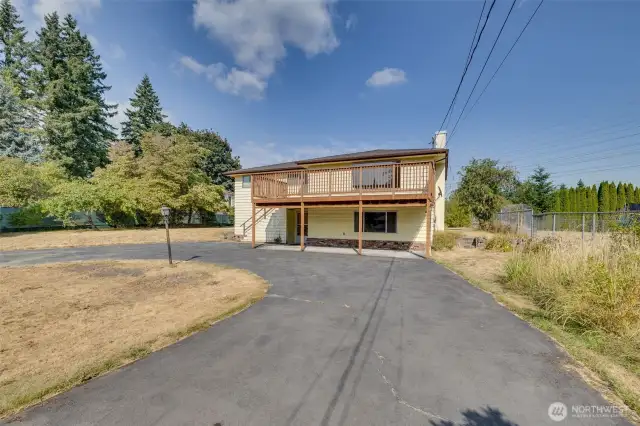 5 Bedrooms/2 Baths