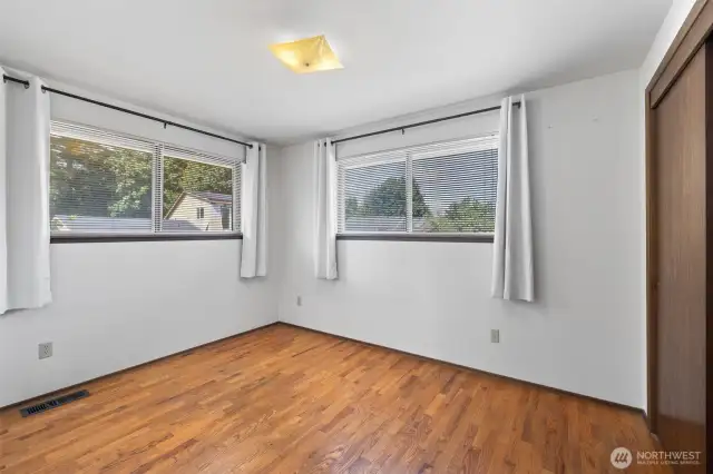 Bedroom 2 (Main)