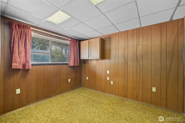 Bedroom 5 (Lower)