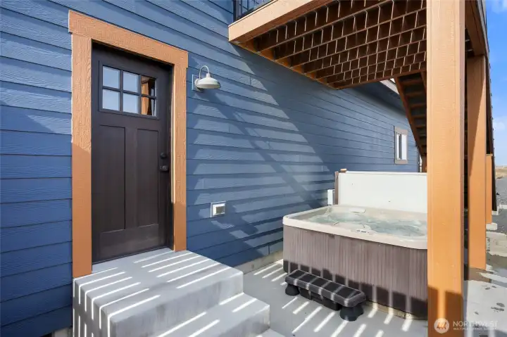 Hot tub off primary bedroom