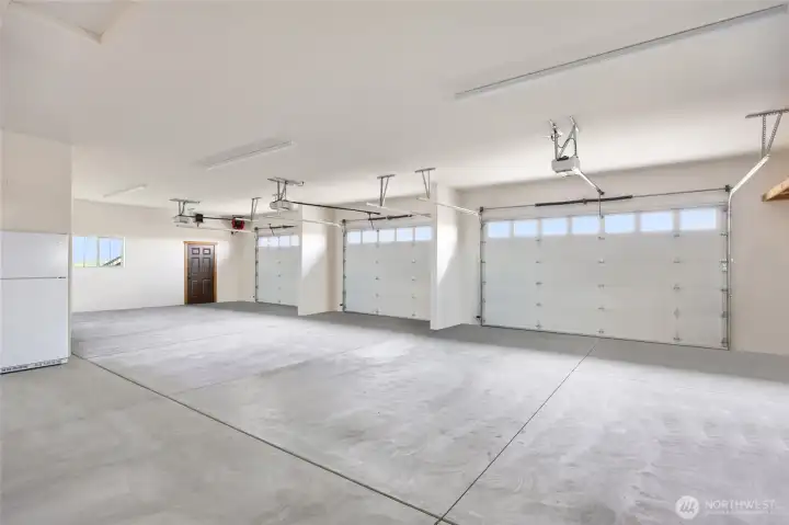 4 Car Garage