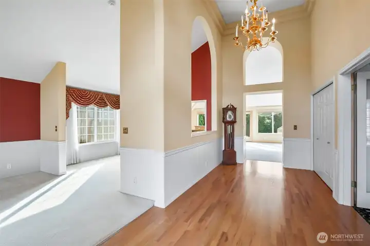 Hardwood floors, arched Entry