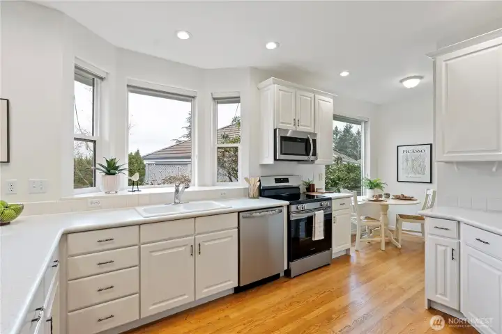Kitchen and breakfast nook