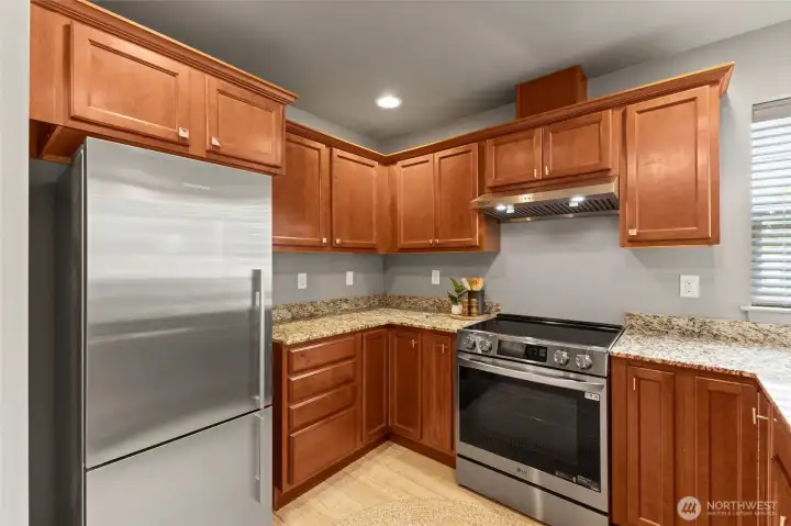 Newer appliances in the kitchen! Newer appliances in the kitchen!