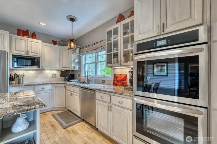 Side view of kitchen showing double ovens.