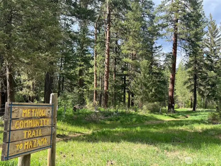 Direct access to the Methow Community Trail—step out your door to miles of world-class Nordic skiing, biking, and year-round recreation through one of the valley’s most scenic trail systems