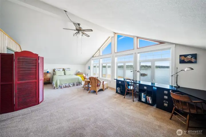 Plenty of space in this large bonus room for multiple beds/bunks and also office or den space with a view!