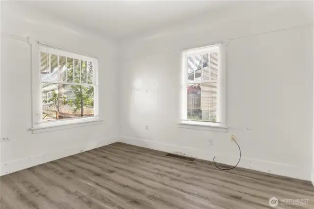 Back bedroom