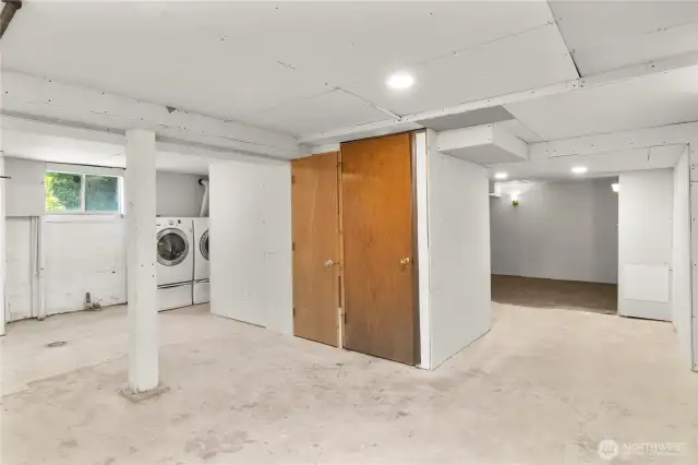 Handy "1/3 bath!"