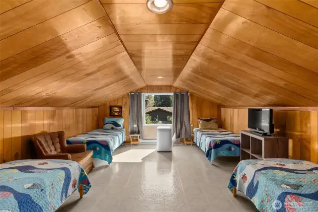 Great rec room.