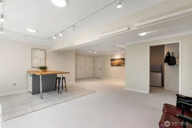 Solar tube light, along with windows, let in lots of natural light making this a great space!