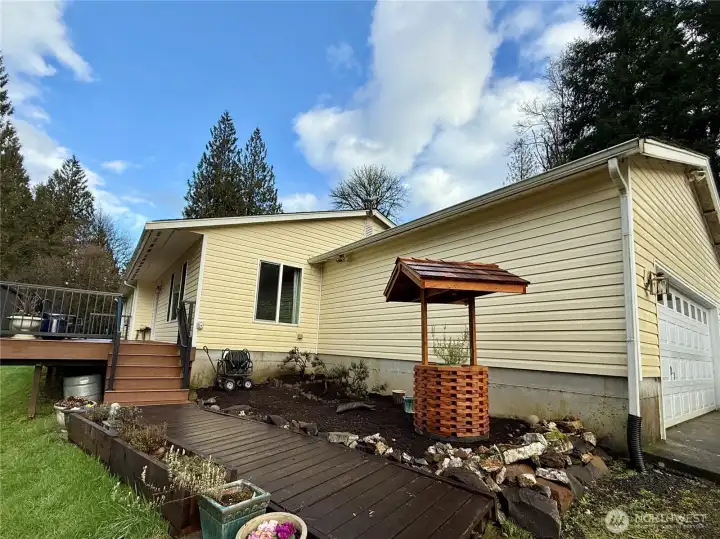 Front walkway to deck