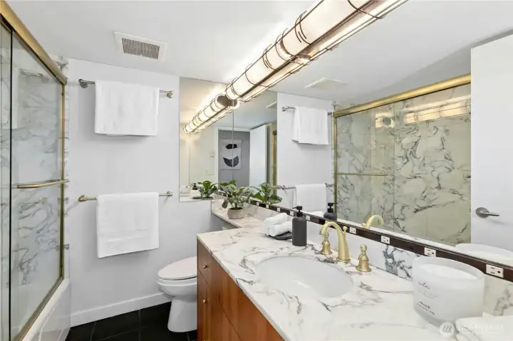 Full Second bath