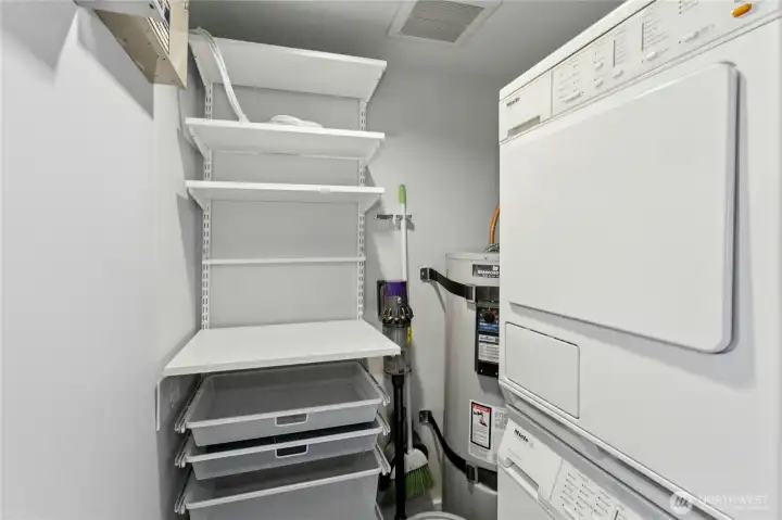 In Unit Washer and dryer