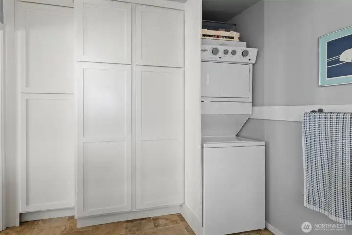 main bath/laundry