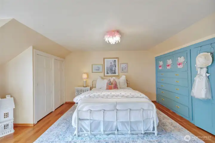 blue bedroom