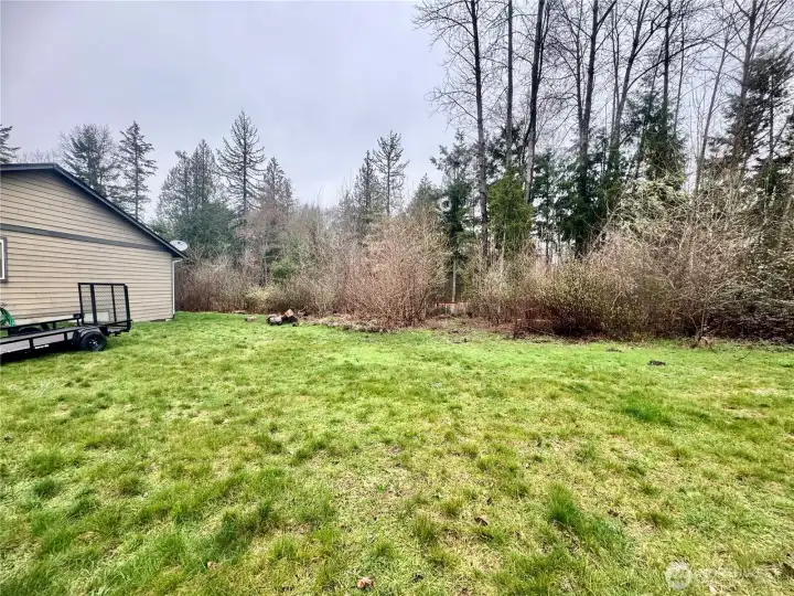 And a view of more of the home's property.