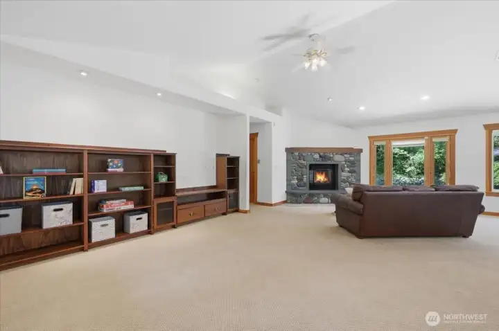 This space has so much room!