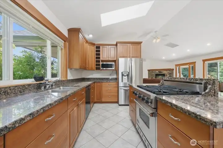 Beautiful Granite counter tops and stainless steel appliances