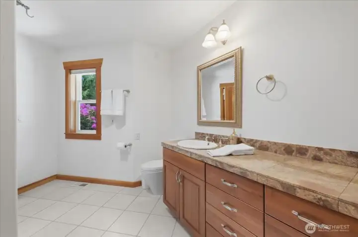 This guest bathroom is pretty spacious!