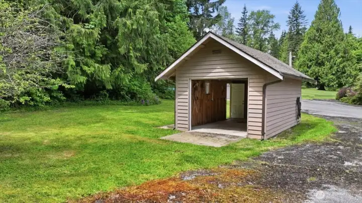 Additional shed
