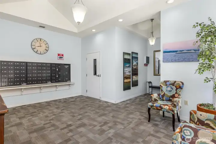 Refreshed Lobby Entrance offers postage and package drop off with elevator access to your destination. Refreshed Lobby Entrance offers postage and package drop off with elevator access to your destination.