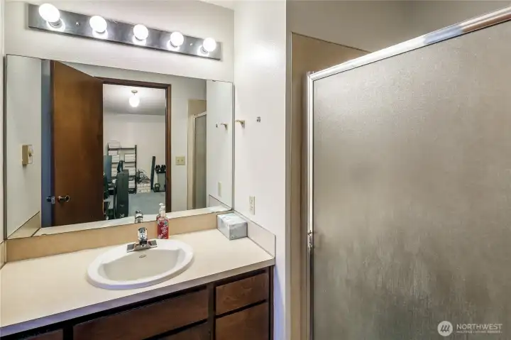 Primary 3/4 Bathroom