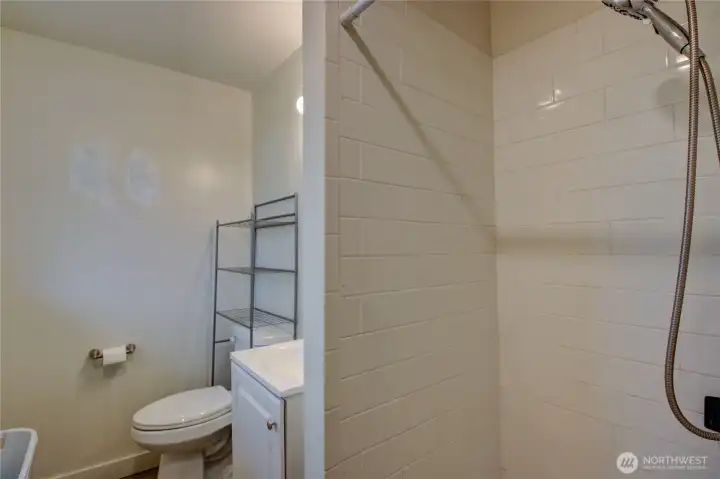 3/4 Bath 3/4 Bath