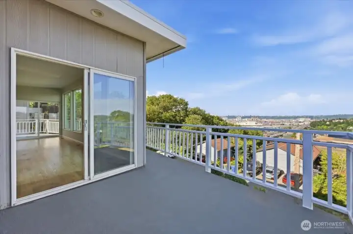 This massive deck offers a seamless indoor-outdoor flow and elevated outlook capturing the essence of Northwest living.