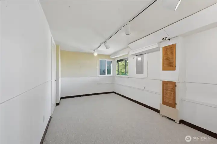 Third bedroom.