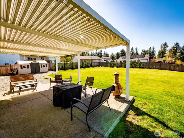 KILLER PERGOLA...GREENEST LAWN IN TOWN