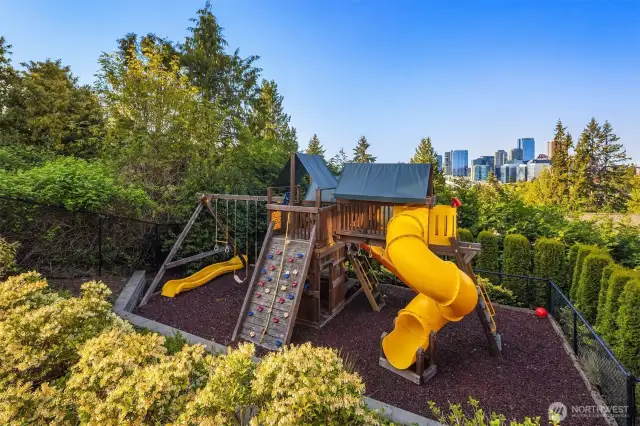 Rainbow big toy with city views