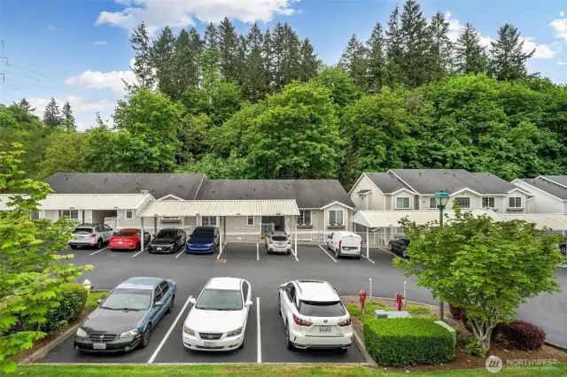 Welcome home to this Beautiful condo.