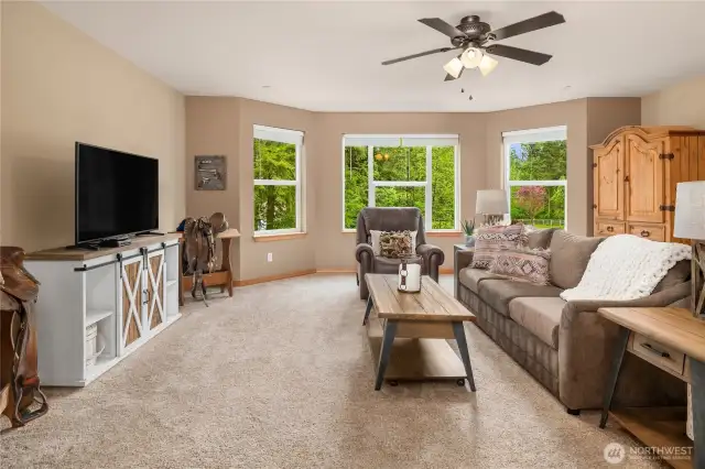 Bonus room with bay window overlooking the private grounds. Plush high grade carpet and pad.