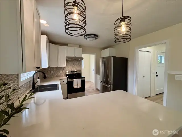 Kitchen quartz countertops