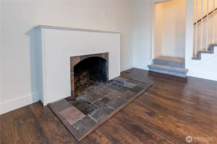 Back to the front room, and that handsome fireplace.
