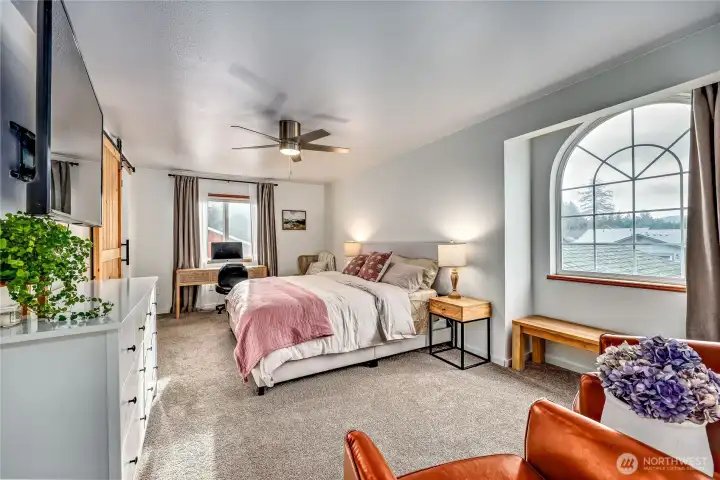 Primary suite with plenty of room for relaxing