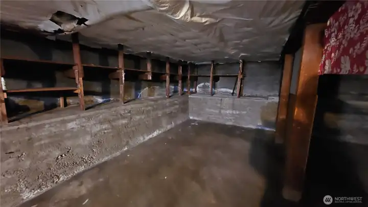huge basement floor area