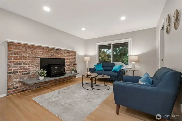 Another way to look at this room is a cozy "sitting room" off the dining area.